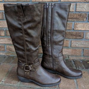 A2 by Aerosoles brown boots